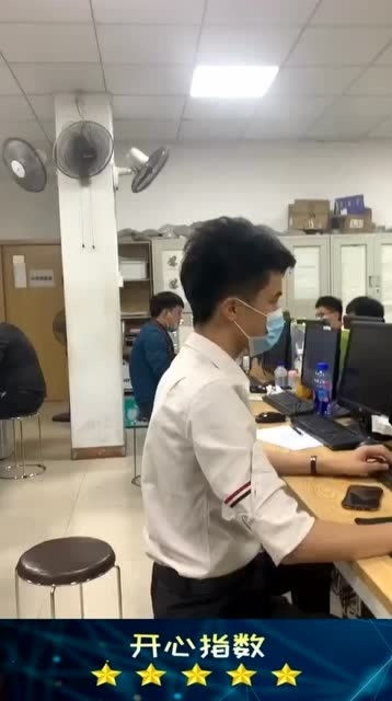 從工廠到房產銷售 一位00后的職業蛻變之路